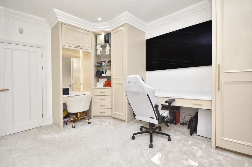 Additional image 17 of 2 bed flat for saleBath Road, Bitton, Bristol BS30