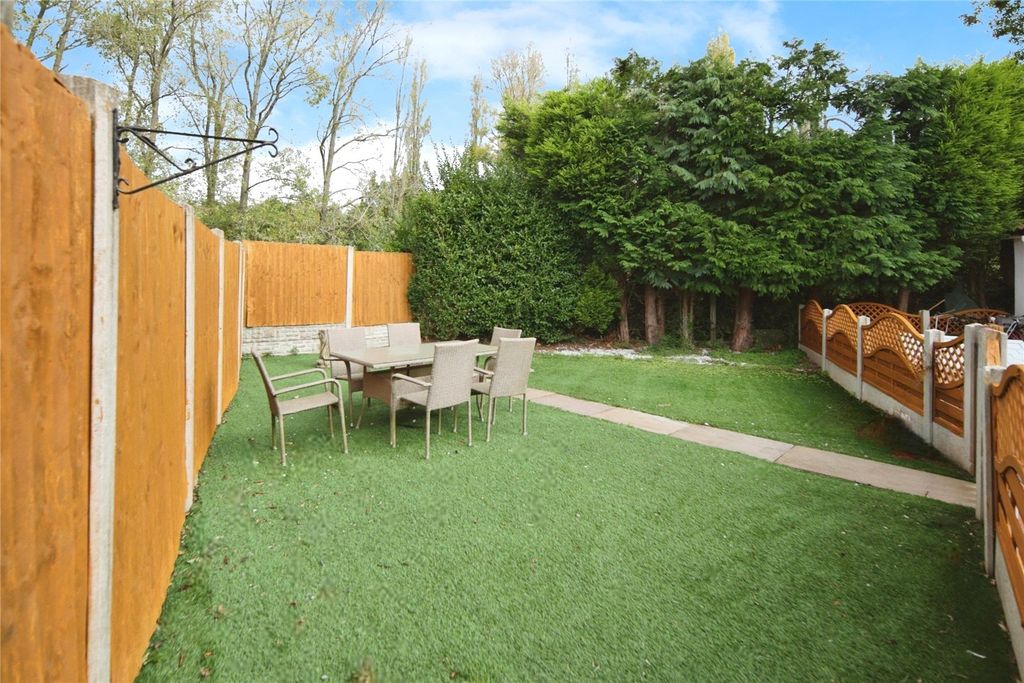 Property photo 3 of 17 Picture No. 22