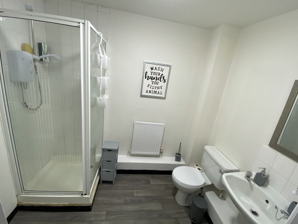 Property photo 3 of 4