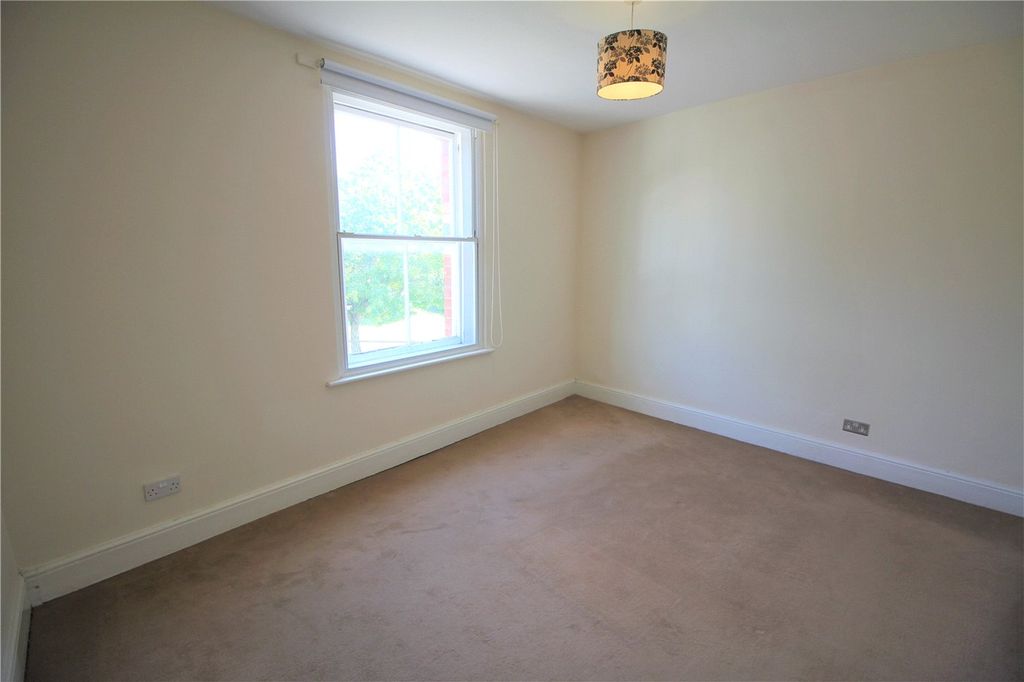 Property photo 3 of 5 Picture No. 03