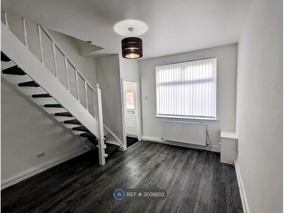 Property photo 3 of 15 Front Room 1