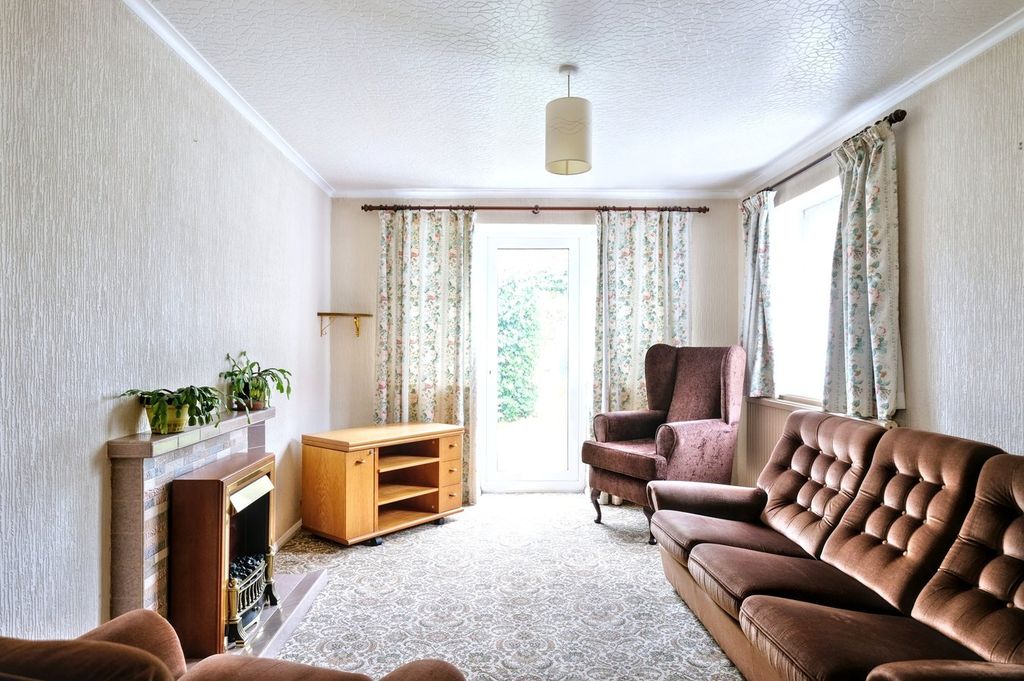 Property photo 3 of 13