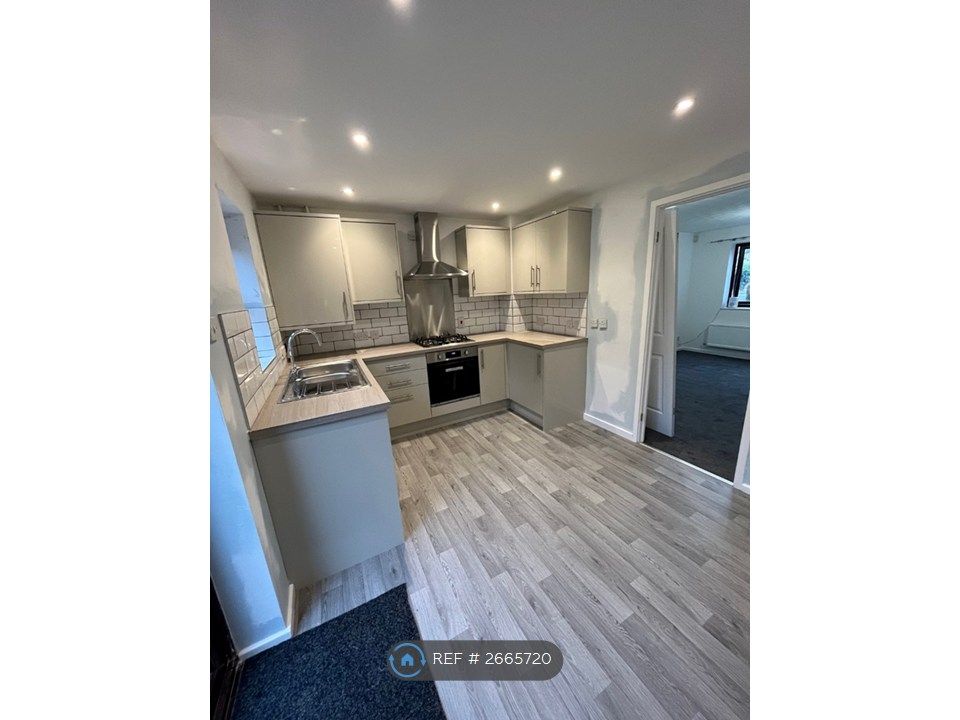 Property photo 3 of 26