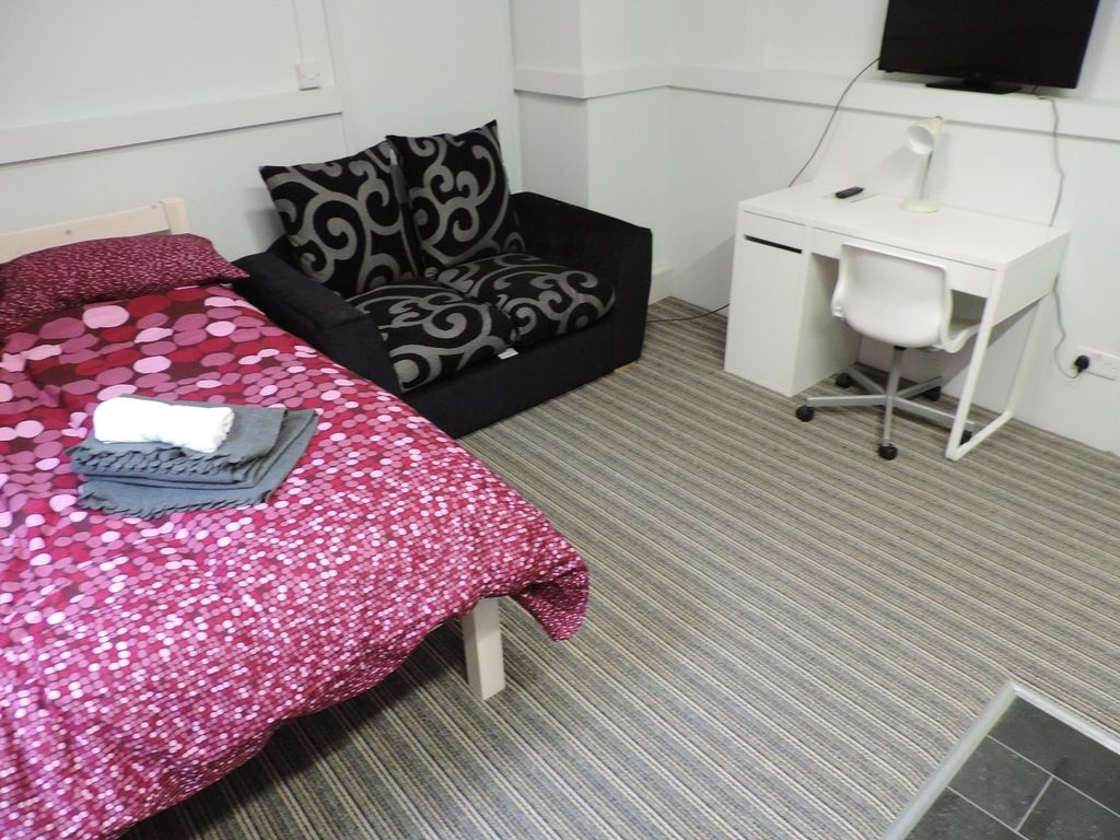 Property photo 3 of 4 Property Photo