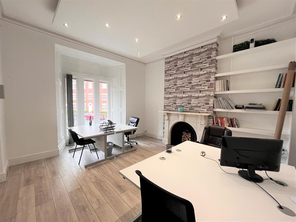 Property photo 3 of 4 Img_8084.Jpg