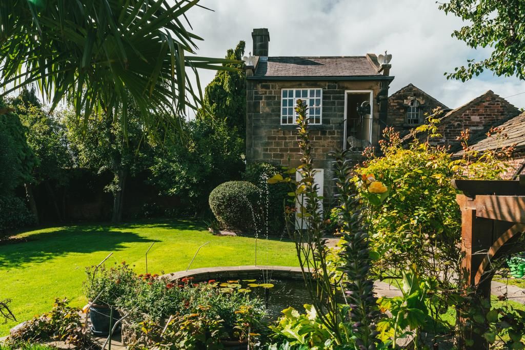 Property photo 3 of 39 Exterior And Gardens