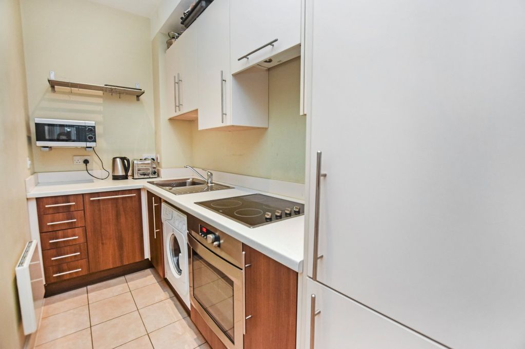 Property photo 3 of 10 Picture No. 22