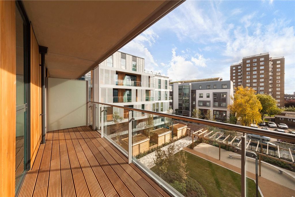 Property photo 3 of 8 Picture No. 09