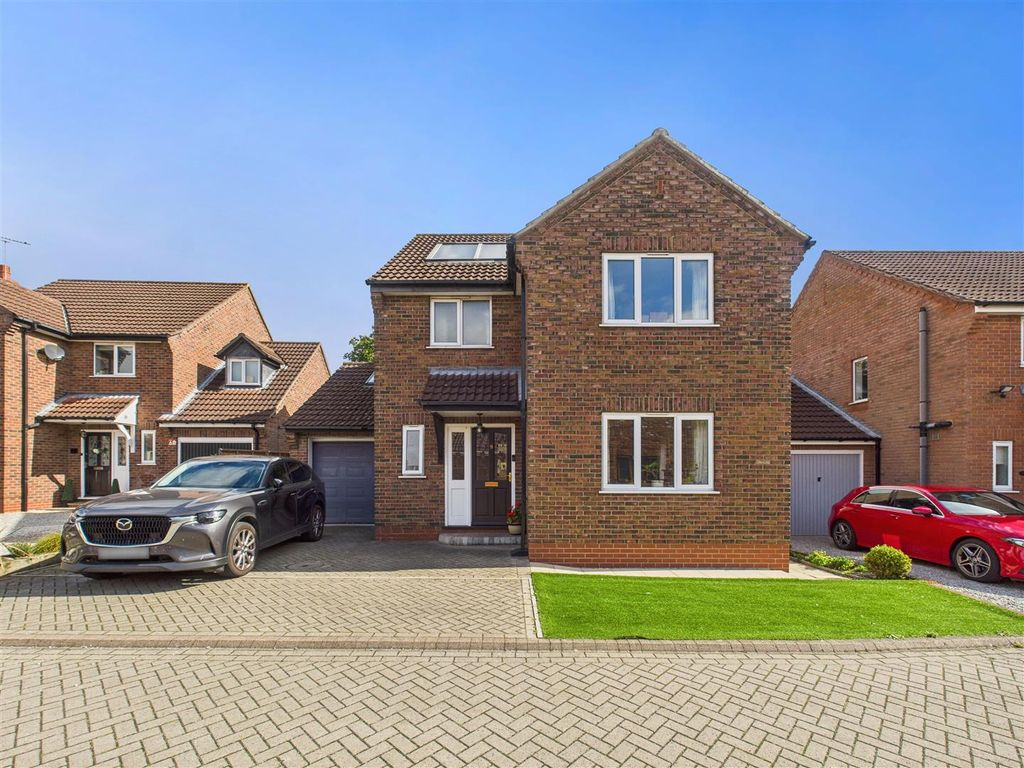 Property photo 1 of 16 Cam05451G0-Pr0047-Still019.Jpg