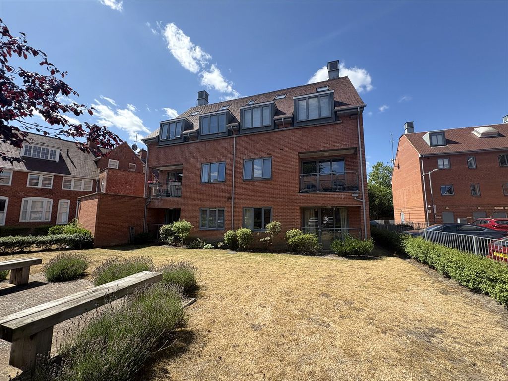 Property photo 1 of 10 Picture No. 18