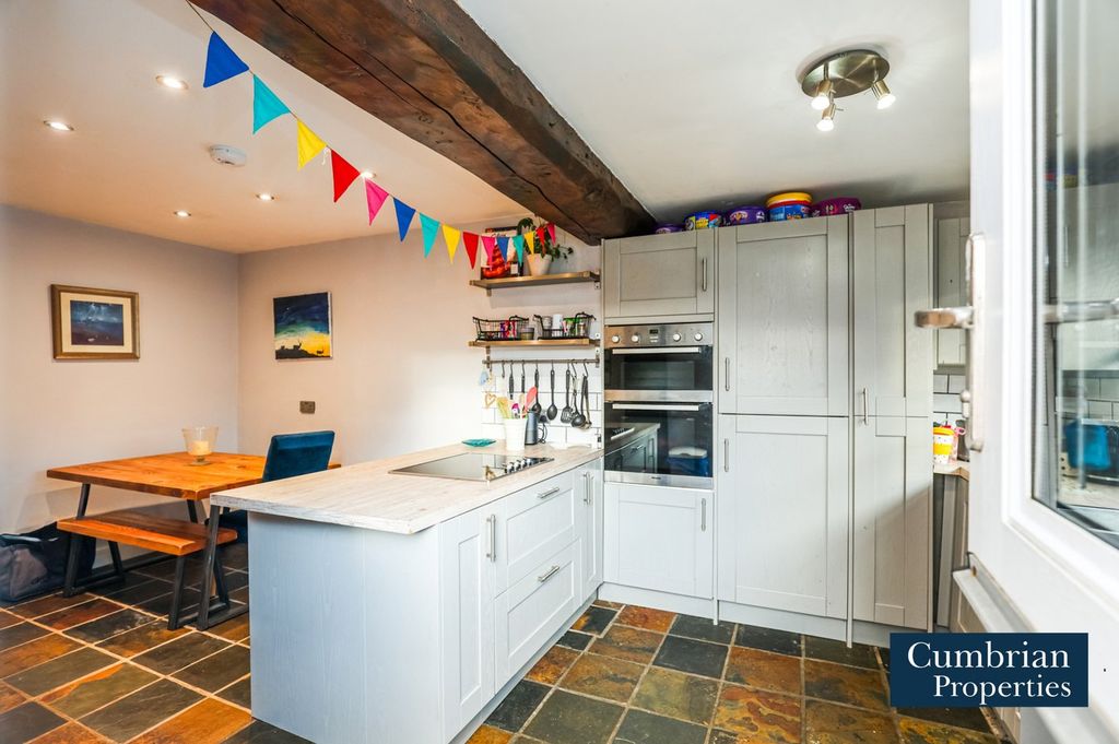 Property photo 2 of 23 Dining Kitchen