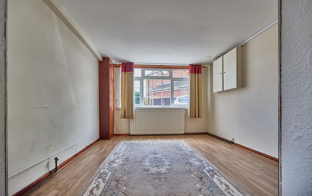 Property photo 3 of 14 Lounge Dining Room To Front