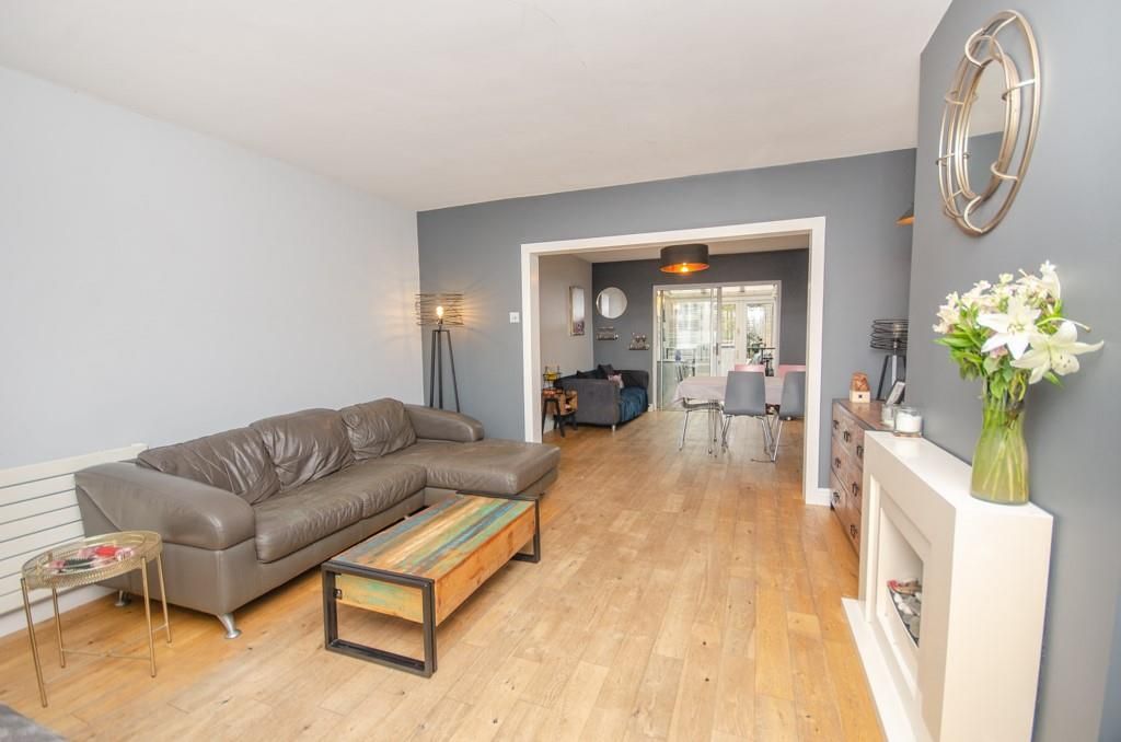 Property photo 3 of 24 Lounge Pic 2.Jpg