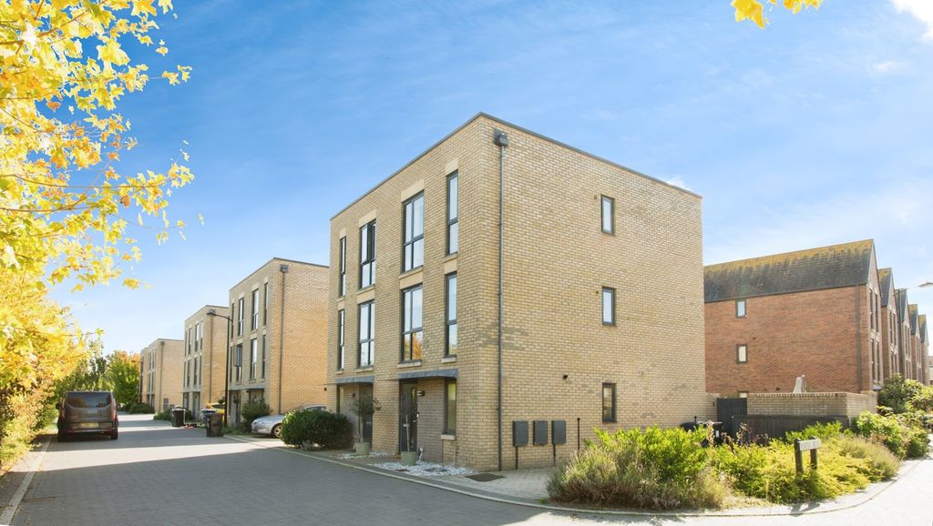 Property photo 1 of 16 Photo