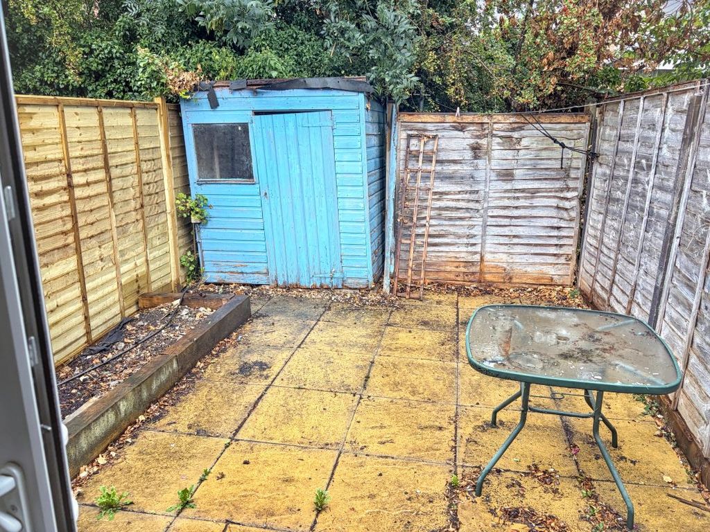 Property photo 2 of 7