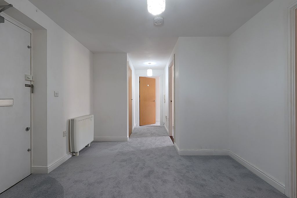 Property photo 2 of 13 Entrance Hallway