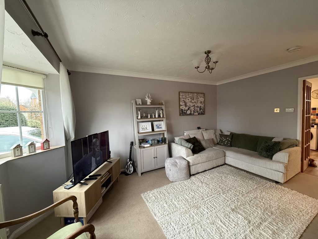 Property photo 2 of 12 Gallery