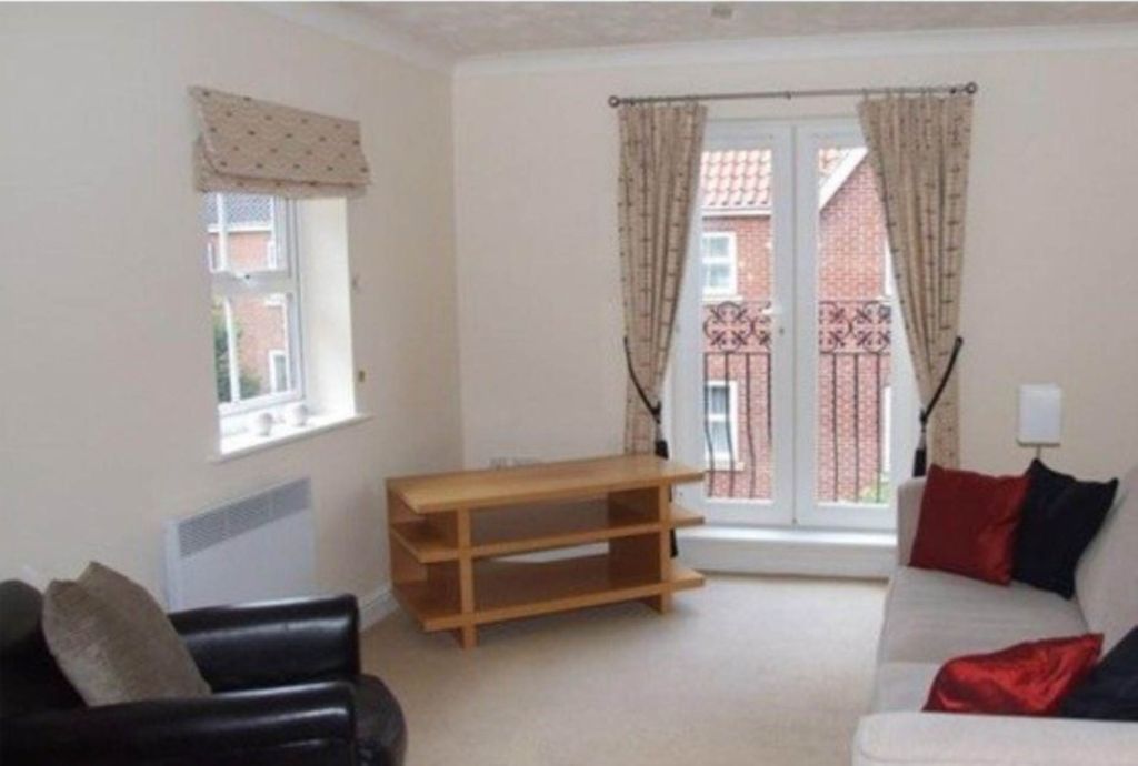 Property photo 3 of 9