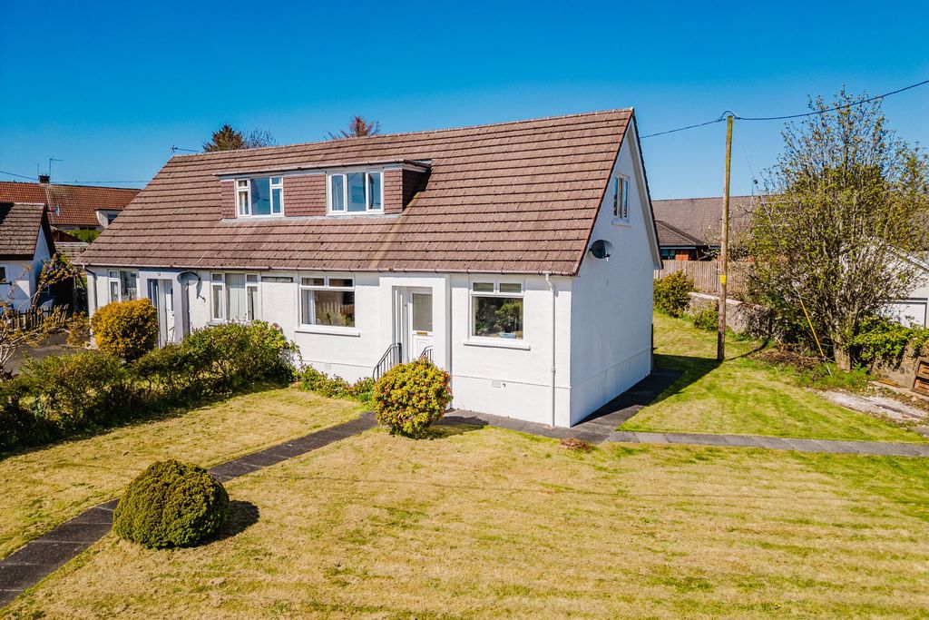 Property photo 2 of 38