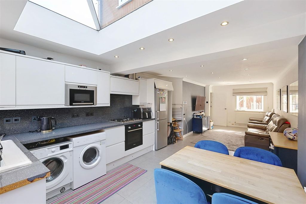 Property photo 3 of 18 Fep _8.Jpg