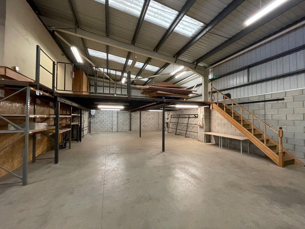 Property photo 3 of 9 7