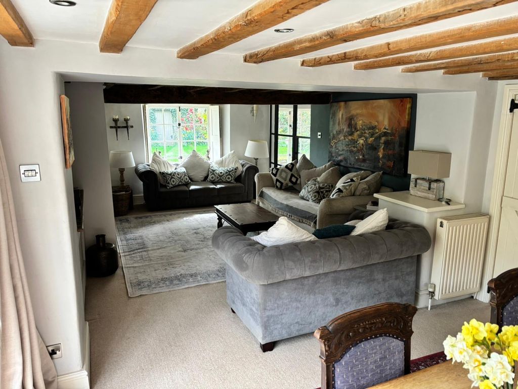 Property photo 2 of 15 Picture No. 26