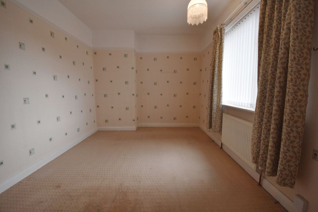 Property photo 3 of 9 Dsc_1343