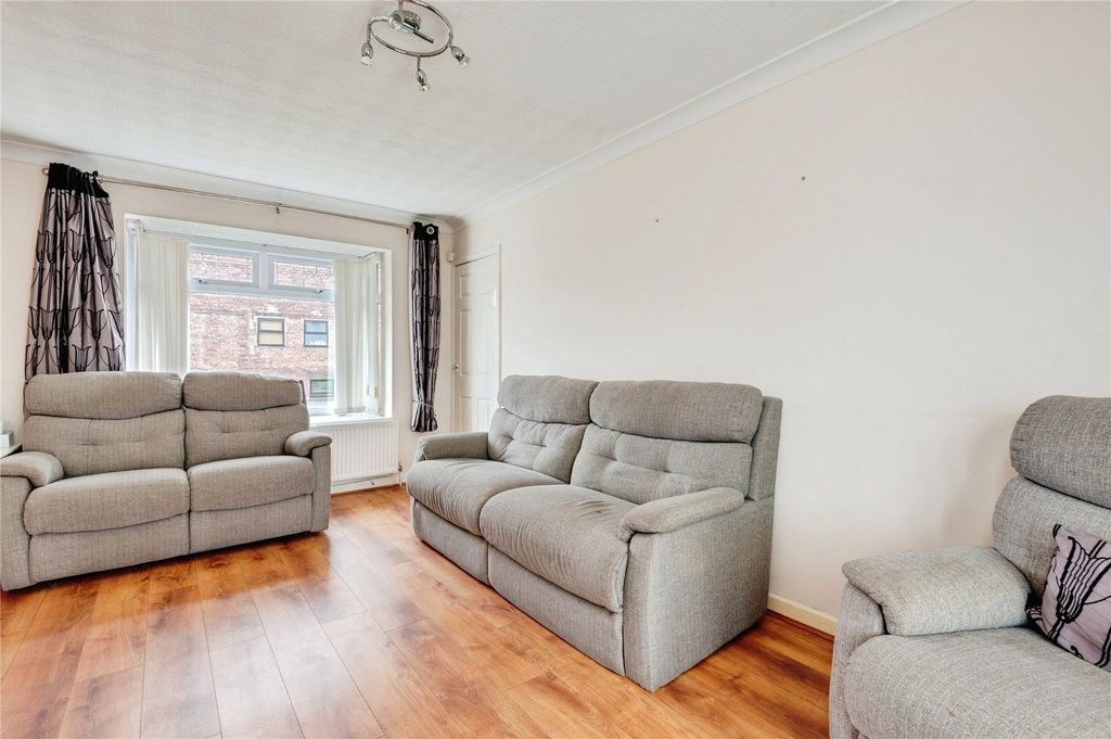 Property photo 3 of 17 Picture No. 03