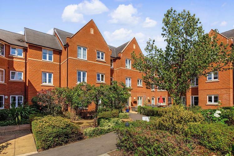 Property photo 1 of 8 336550