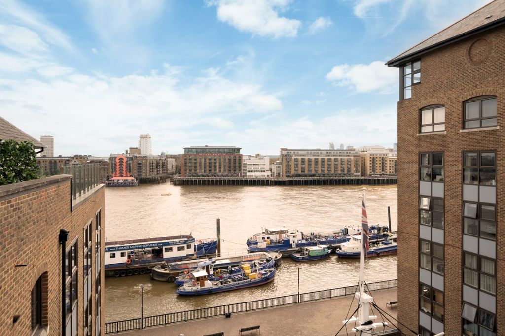 Property photo 2 of 16 Picture No. 15