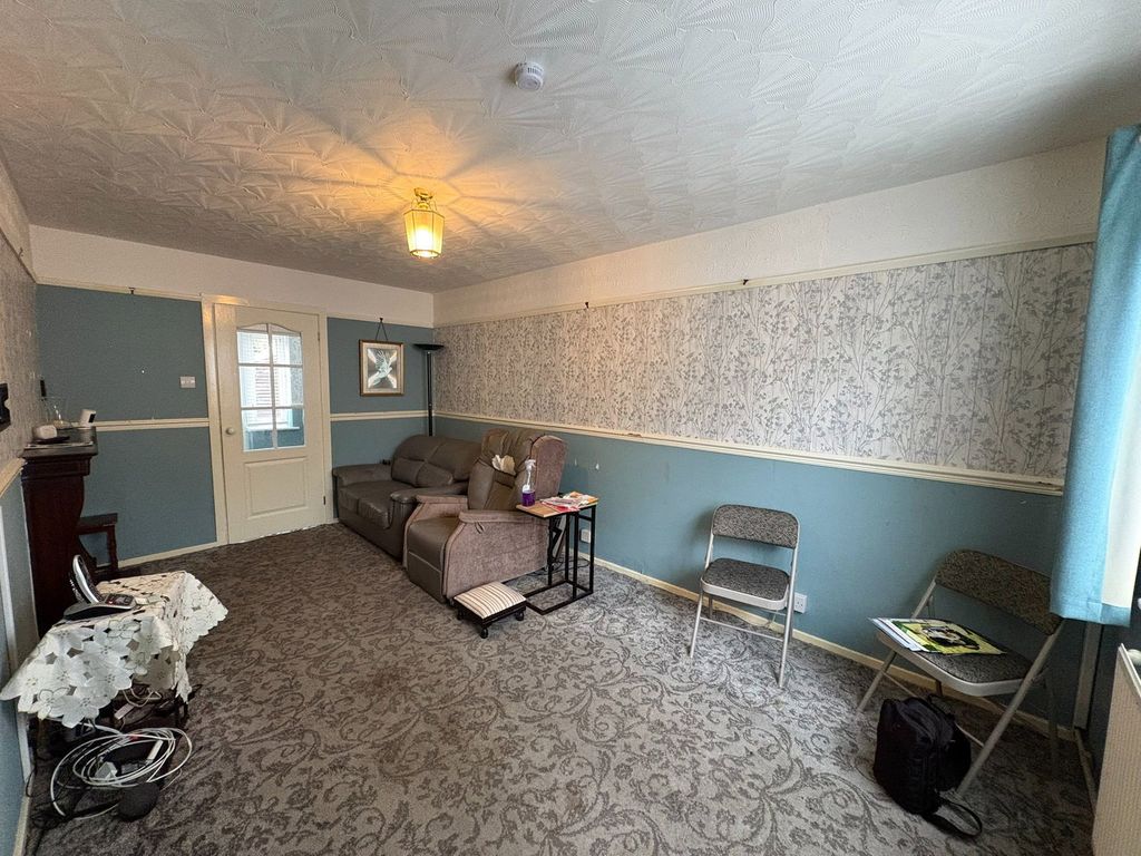 Property photo 2 of 29