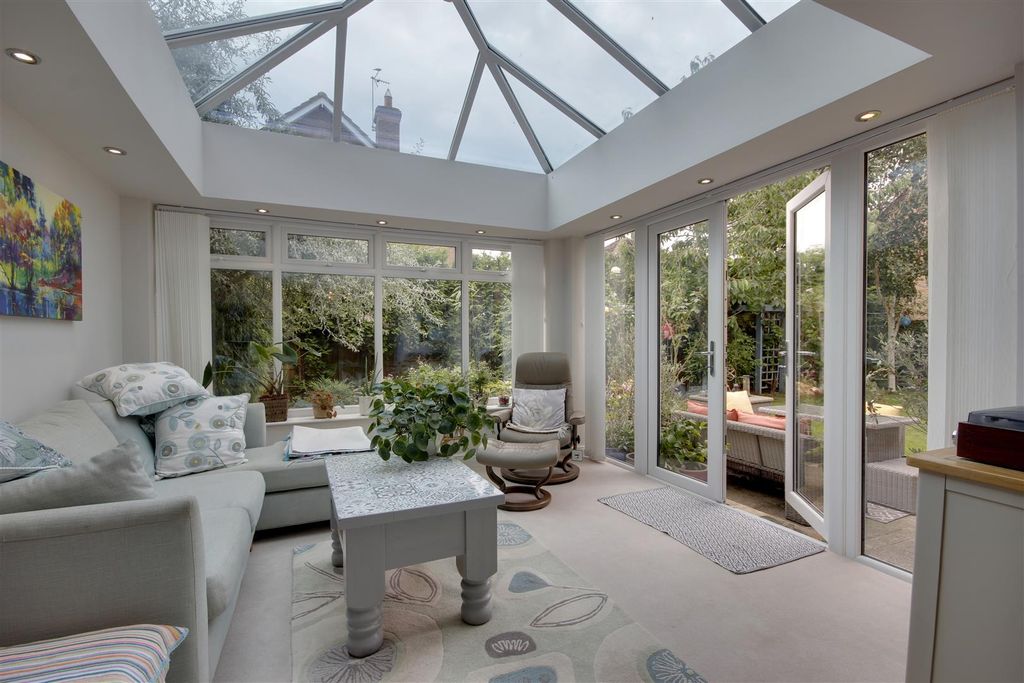 Property photo 2 of 20 Orangery
