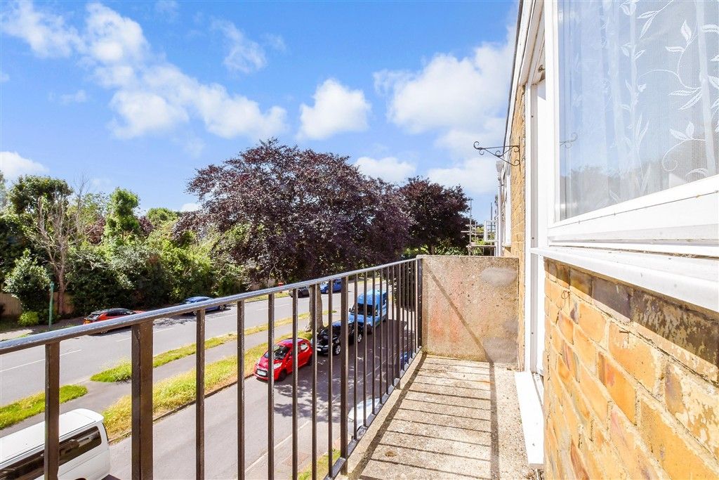 Property photo 3 of 12 Balcony / Terrace