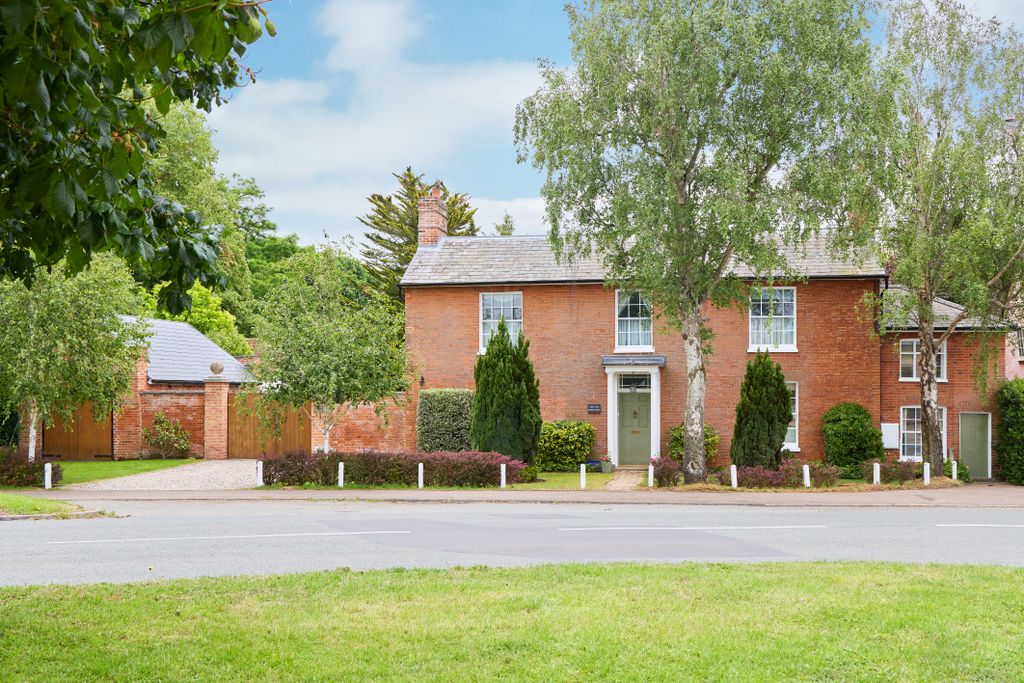 Property photo 1 of 30