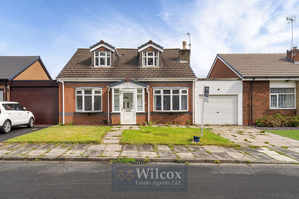 Property photo 1 of 29
