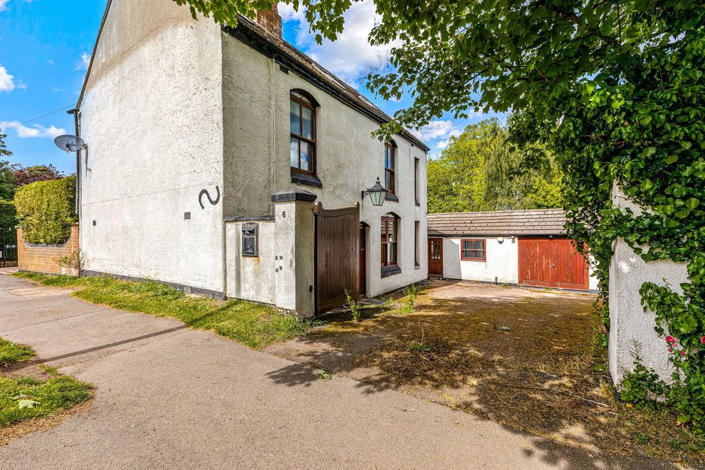 Property photo 3 of 30