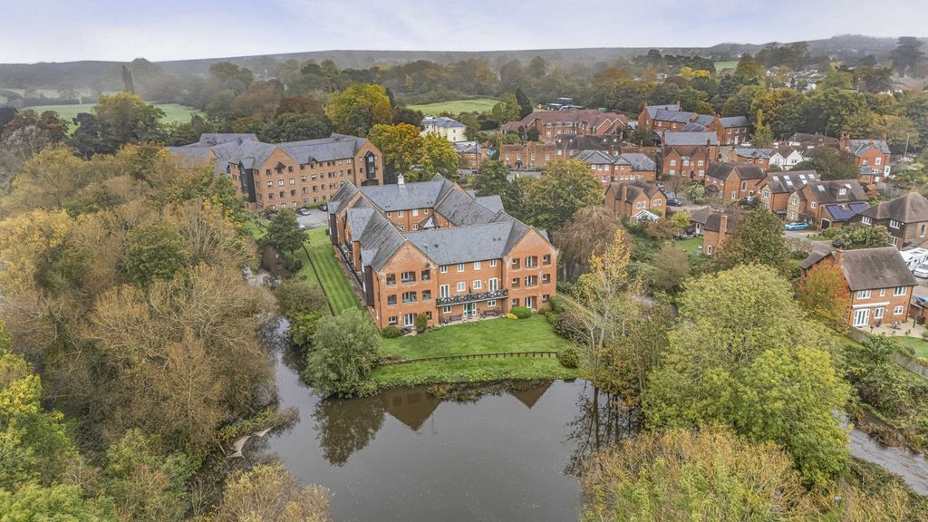 Property photo 1 of 22