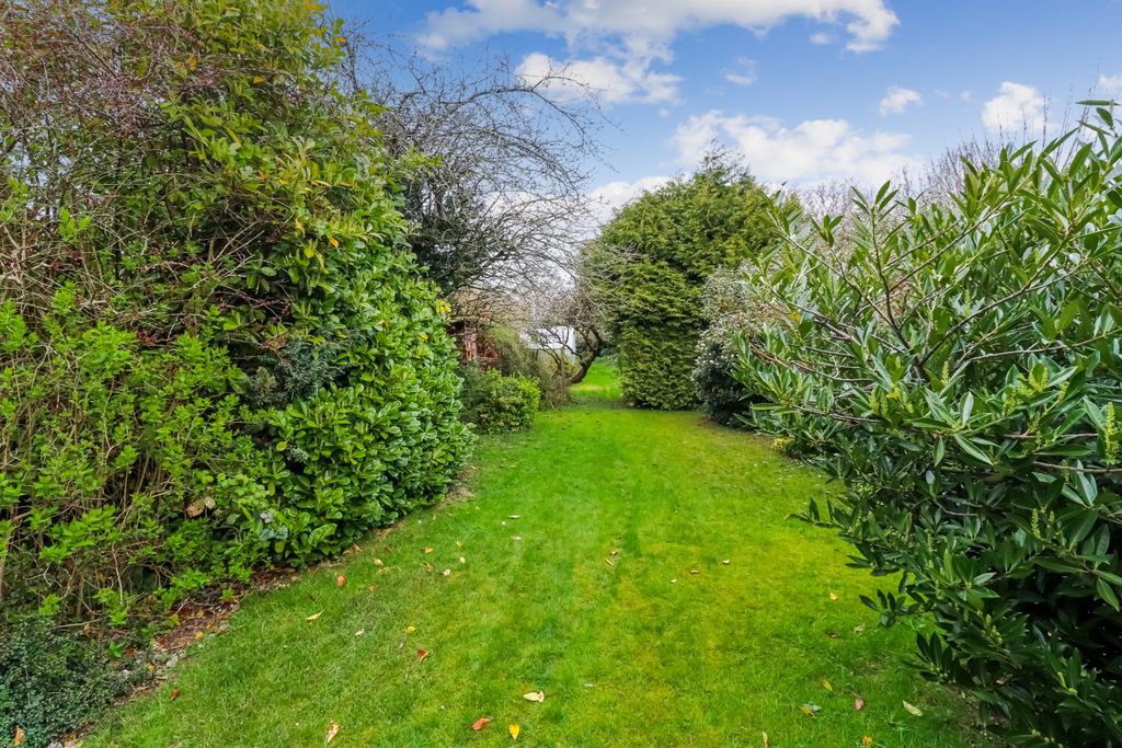 Property photo 2 of 19 Rear Garden