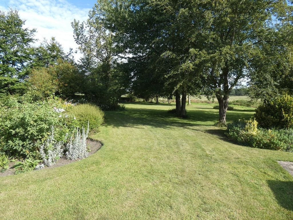 Property photo 3 of 19