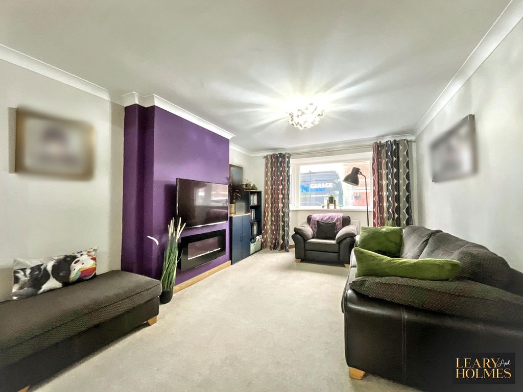 Property photo 2 of 31