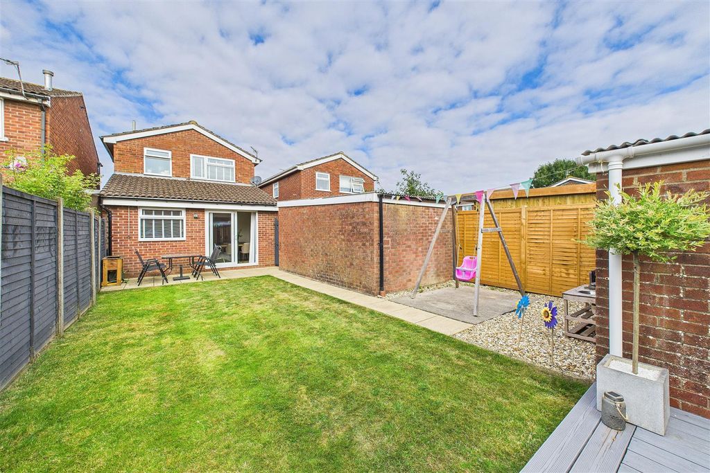 Property photo 2 of 13