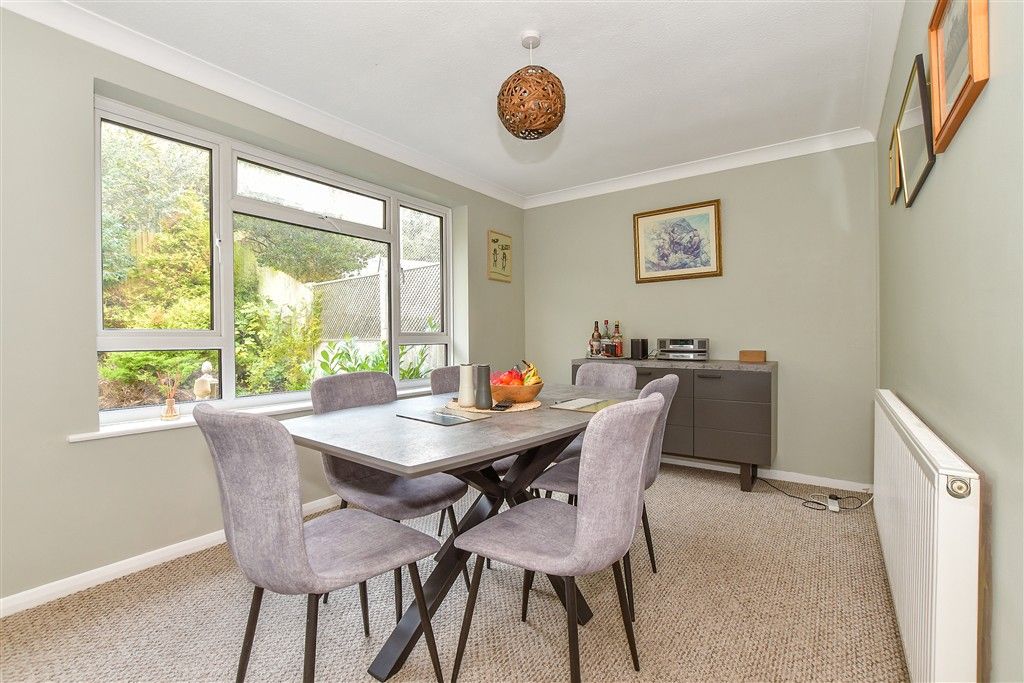 Property photo 1 of 11 Dining Room