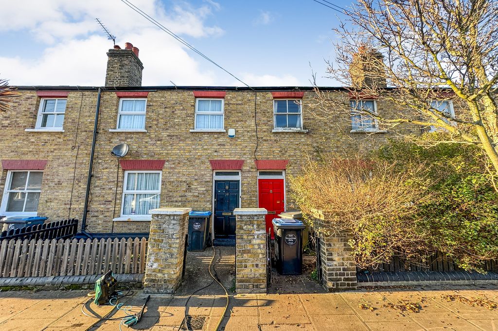 Property photo 1 of 2 11 Verney Street, Neasden, London, Nw10 0Ay
