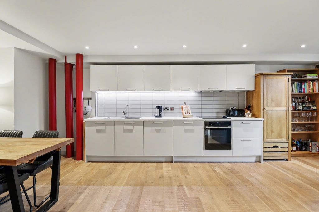 Property photo 2 of 18 Img_6795