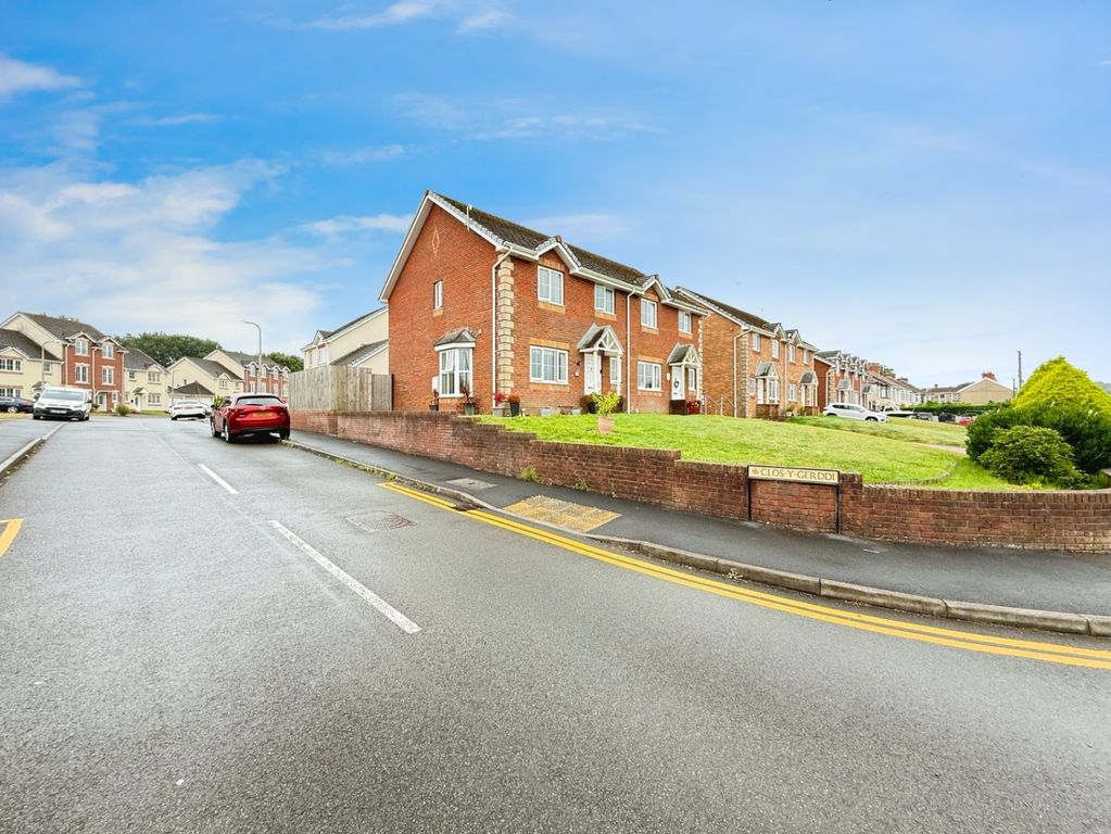 Property photo 1 of 27 4397862