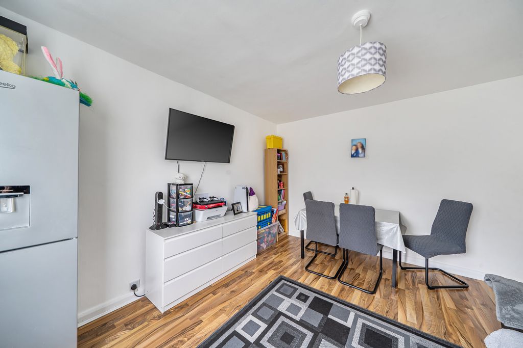 Property photo 3 of 12 1434203-4-69c26Af...