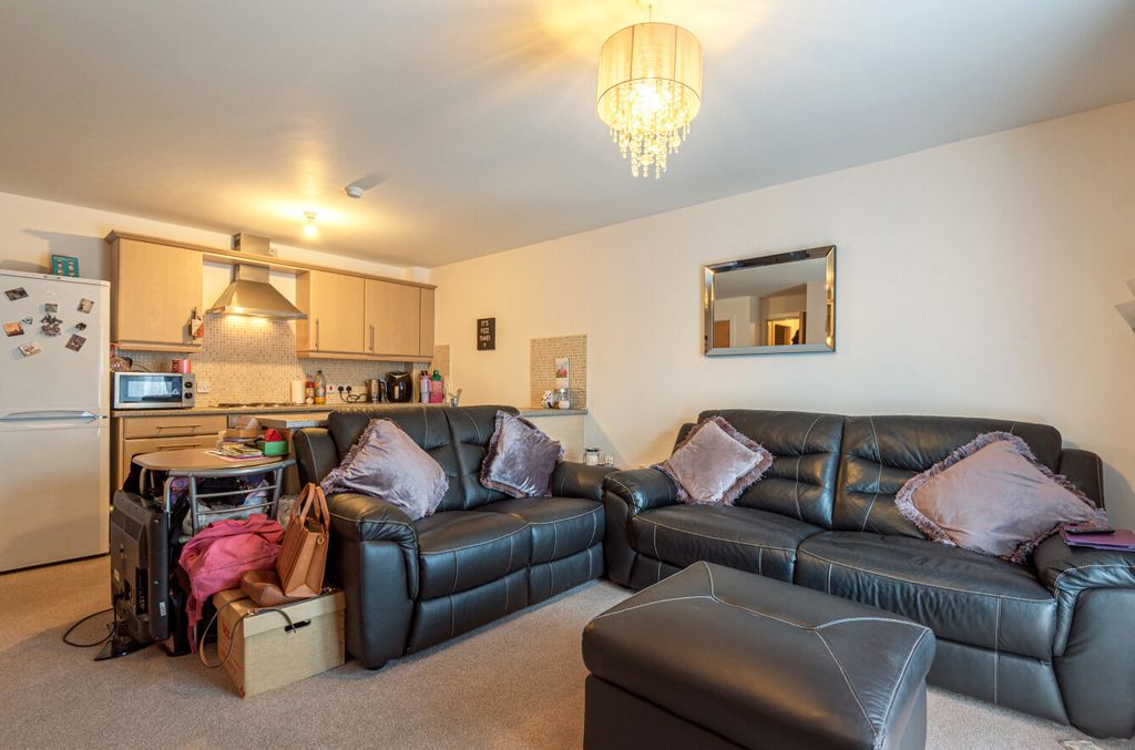 Property photo 2 of 10 1318439-5-6865604...