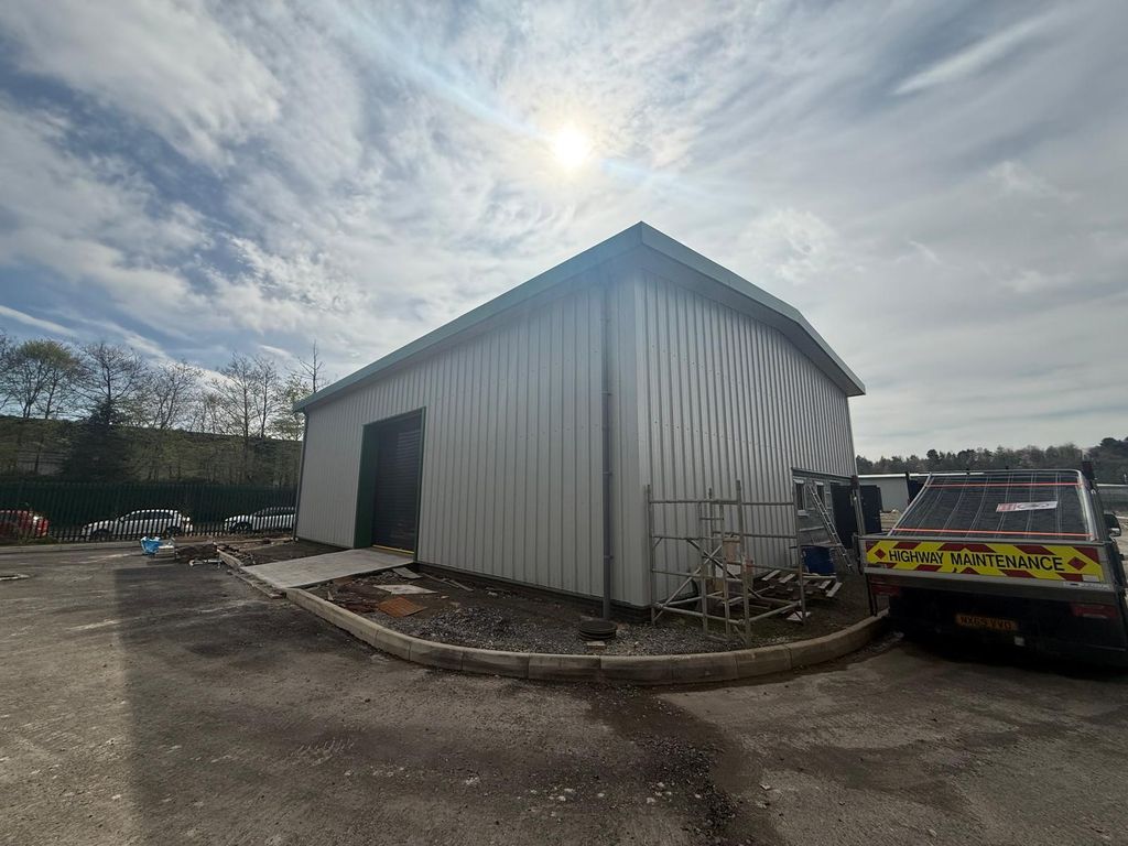 Property photo 2 of 3