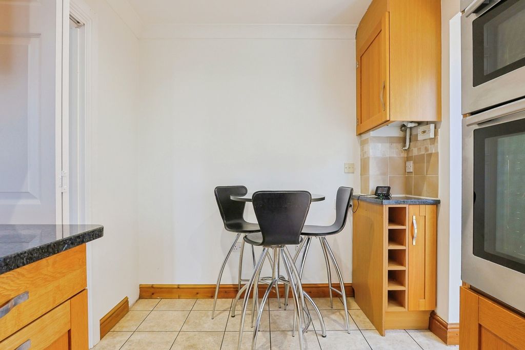 Property photo 3 of 19 Pbox-Img.Jpg