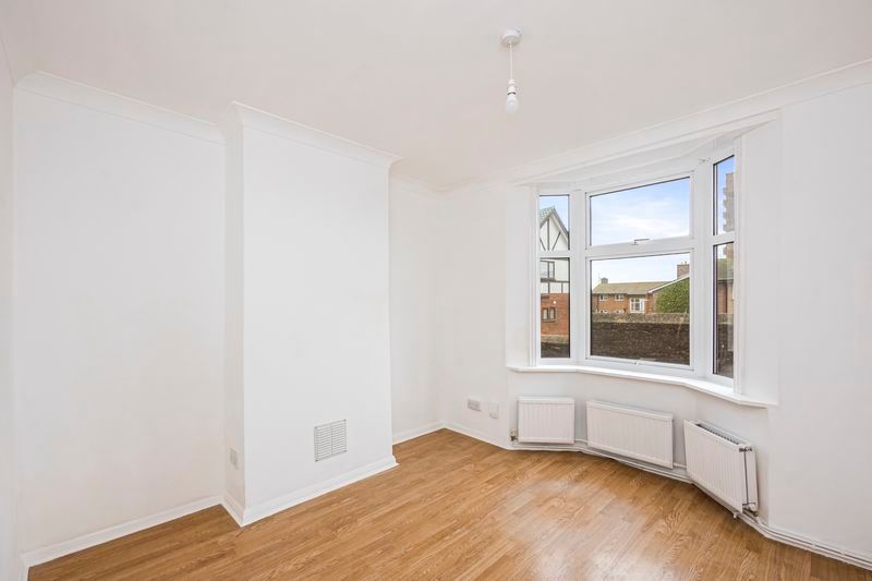 Property photo 3 of 12 Photo 20